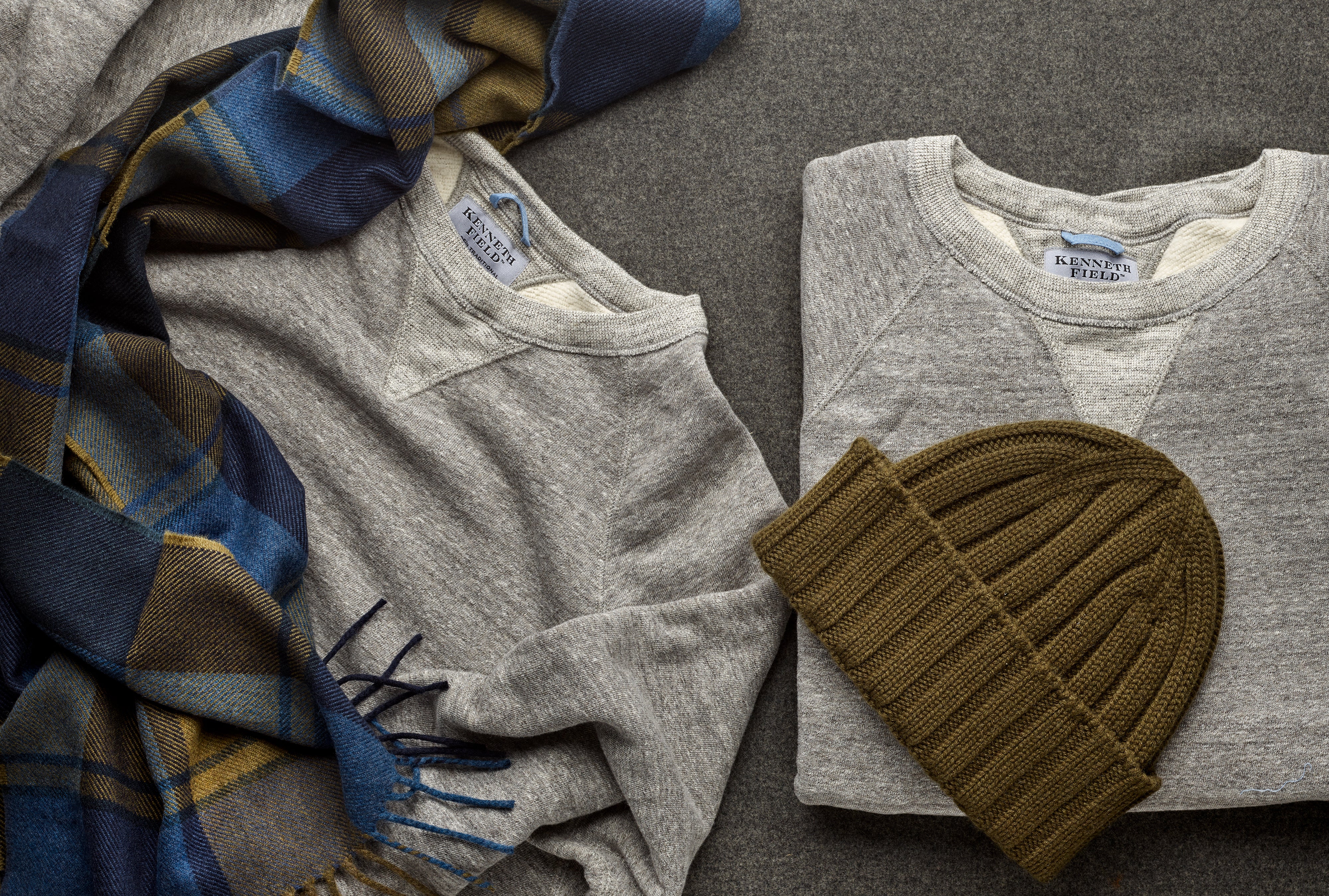 Grey sweatshirt made in Japan, khaki cashmere beanie, olive and navy scarf