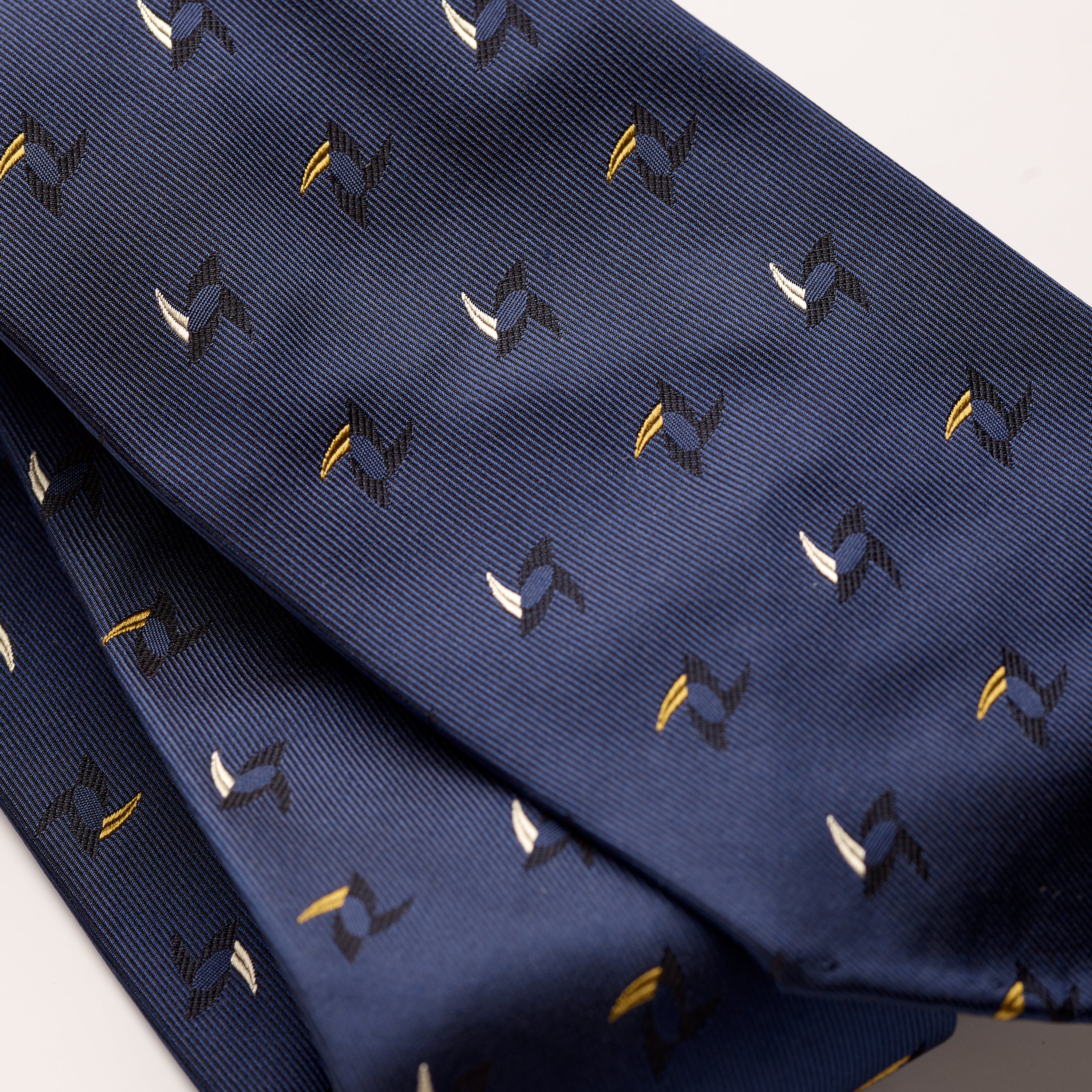 Tie Your Tie Admiral Blue Silk Motif Tie